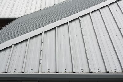 Signs It’s Time To Consider Metal Roof Replacement